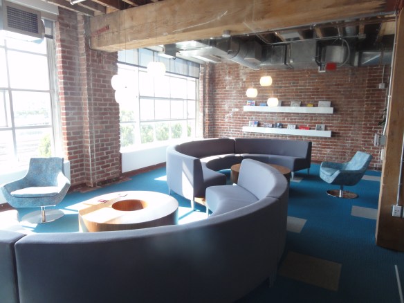 An informal meeting area as third space at 410 Townsend, San Francisco.